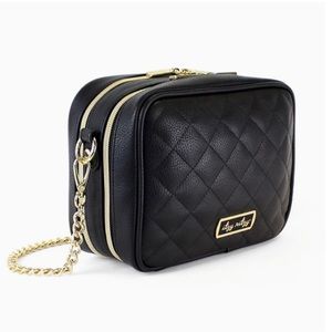 Itzy ritzy diaper crossbody